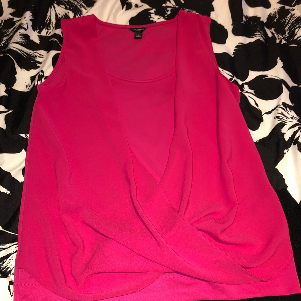 Sleeveless tank with overlay